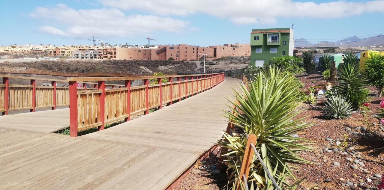 Apto Ache, Acogedor Apartamento De 66 M Con Terraza, Aire Acondicionado Y Parking Privado Gratuito Los Abrigos Exterior photo