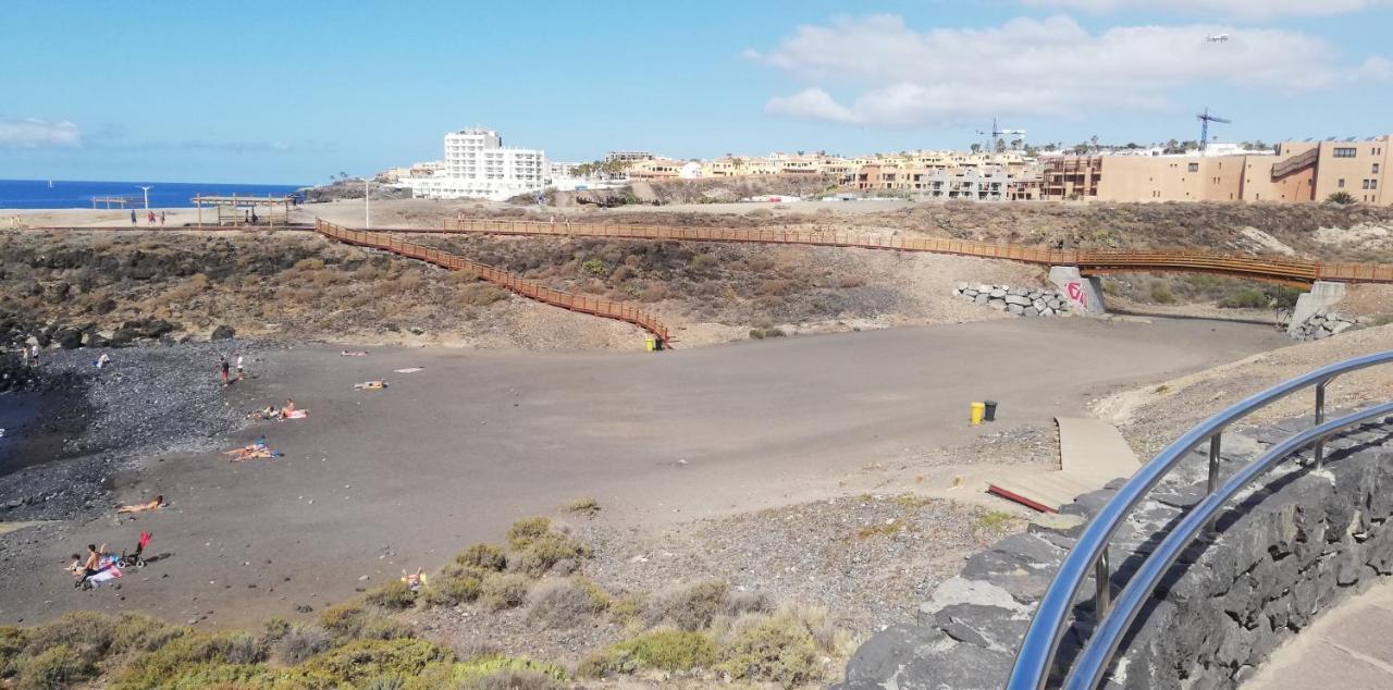 Apto Ache, Acogedor Apartamento De 66 M Con Terraza, Aire Acondicionado Y Parking Privado Gratuito Los Abrigos Exterior photo